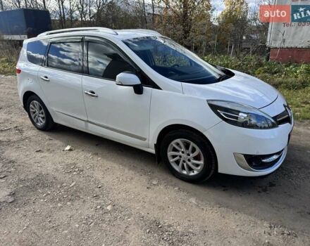 Рено Гранд Сценик 2013 в Калуше на Automoto.ua Белый Рено Гранд Сценик, объемом двигателя 1.5 л и пробегом 273 тыс. км за 7900 $, фото 8 на Automoto.ua