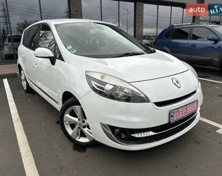 Белый Рено Гранд Сценик, объемом двигателя 1.5 л и пробегом 241 тыс. км за 9500 $, фото 138 на Automoto.ua