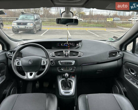 Белый Рено Гранд Сценик, объемом двигателя 1.5 л и пробегом 241 тыс. км за 9500 $, фото 154 на Automoto.ua