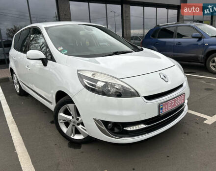 Белый Рено Гранд Сценик, объемом двигателя 1.5 л и пробегом 241 тыс. км за 9500 $, фото 94 на Automoto.ua