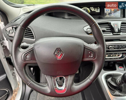 Белый Рено Гранд Сценик, объемом двигателя 1.6 л и пробегом 162 тыс. км за 10500 $, фото 37 на Automoto.ua