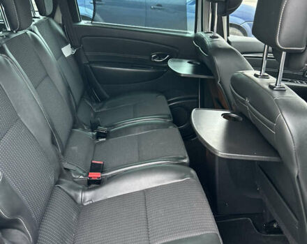 Белый Рено Гранд Сценик, объемом двигателя 1.5 л и пробегом 241 тыс. км за 9500 $, фото 113 на Automoto.ua