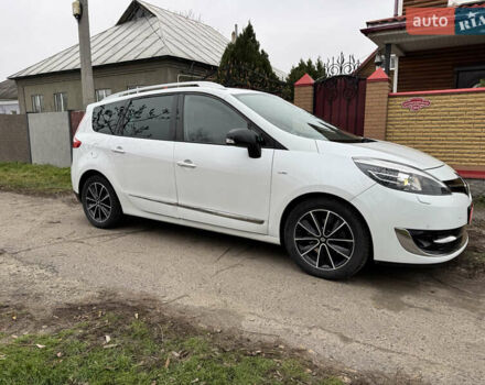 Белый Рено Гранд Сценик, объемом двигателя 1.6 л и пробегом 162 тыс. км за 10500 $, фото 5 на Automoto.ua