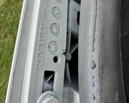 Белый Рено Гранд Сценик, объемом двигателя 1.6 л и пробегом 162 тыс. км за 10500 $, фото 79 на Automoto.ua