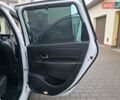 Белый Рено Гранд Сценик, объемом двигателя 1.6 л и пробегом 305 тыс. км за 7999 $, фото 32 на Automoto.ua