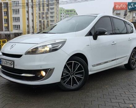 Белый Рено Гранд Сценик, объемом двигателя 1.6 л и пробегом 305 тыс. км за 7999 $, фото 1 на Automoto.ua