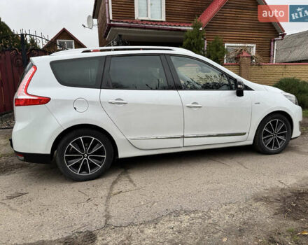 Белый Рено Гранд Сценик, объемом двигателя 1.6 л и пробегом 162 тыс. км за 10500 $, фото 24 на Automoto.ua