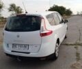 Белый Рено Гранд Сценик, объемом двигателя 1.5 л и пробегом 254 тыс. км за 9700 $, фото 4 на Automoto.ua