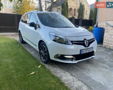 Рено Гранд Сценик 2013 в Ровно на Automoto.ua Белый Рено Гранд Сценик, объемом двигателя 1.5 л и пробегом 269 тыс. км за 9400 $, фото 1 на Automoto.ua