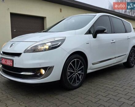 Белый Рено Гранд Сценик, объемом двигателя 1.6 л и пробегом 228 тыс. км за 8777 $, фото 6 на Automoto.ua