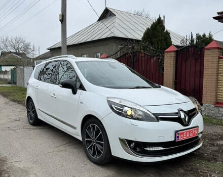 Белый Рено Гранд Сценик, объемом двигателя 1.6 л и пробегом 162 тыс. км за 10500 $, фото 3 на Automoto.ua