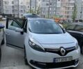 Белый Рено Гранд Сценик, объемом двигателя 1.5 л и пробегом 257 тыс. км за 9000 $, фото 2 на Automoto.ua