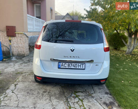 Рено Гранд Сценик 2013 в Ровно на Automoto.ua Белый Рено Гранд Сценик, объемом двигателя 1.5 л и пробегом 269 тыс. км за 9400 $, фото 5 на Automoto.ua