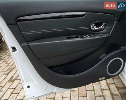 Білий Рено Гранд Сценік, об'ємом двигуна 1.5 л та пробігом 215 тис. км за 8700 $, фото 23 на Automoto.ua