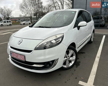 Белый Рено Гранд Сценик, объемом двигателя 1.5 л и пробегом 241 тыс. км за 9500 $, фото 173 на Automoto.ua