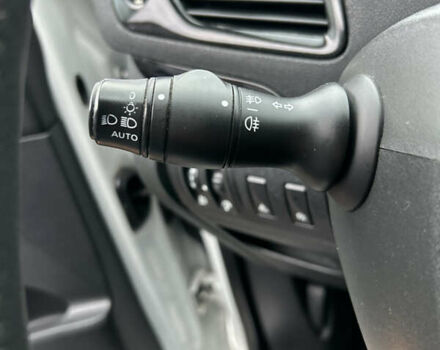 Белый Рено Гранд Сценик, объемом двигателя 1.5 л и пробегом 241 тыс. км за 9500 $, фото 29 на Automoto.ua