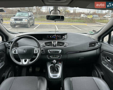 Белый Рено Гранд Сценик, объемом двигателя 1.5 л и пробегом 241 тыс. км за 9500 $, фото 110 на Automoto.ua