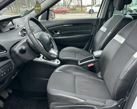 Белый Рено Гранд Сценик, объемом двигателя 1.5 л и пробегом 241 тыс. км за 9500 $, фото 11 на Automoto.ua