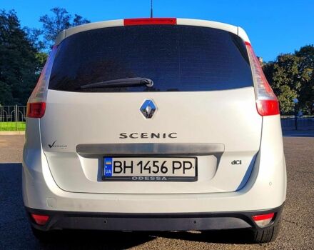 Білий Рено Гранд Сценік, об'ємом двигуна 1.5 л та пробігом 247 тис. км за 9800 $, фото 5 на Automoto.ua