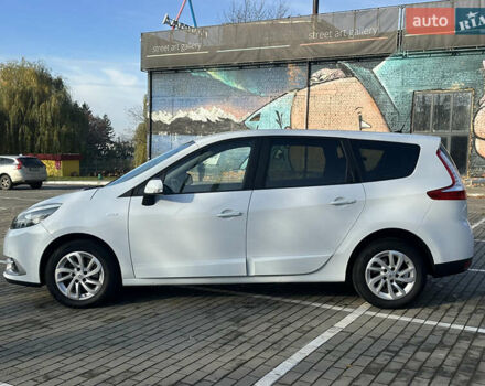 Білий Рено Гранд Сценік, об'ємом двигуна 1.5 л та пробігом 216 тис. км за 9990 $, фото 2 на Automoto.ua