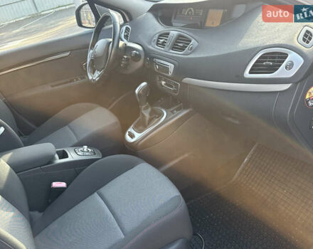 Білий Рено Гранд Сценік, об'ємом двигуна 1.5 л та пробігом 216 тис. км за 9990 $, фото 13 на Automoto.ua