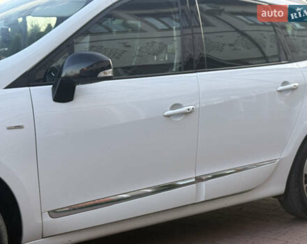 Білий Рено Гранд Сценік, об'ємом двигуна 1.6 л та пробігом 179 тис. км за 10950 $, фото 15 на Automoto.ua