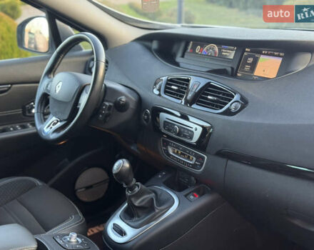 Білий Рено Гранд Сценік, об'ємом двигуна 1.6 л та пробігом 179 тис. км за 10950 $, фото 3 на Automoto.ua