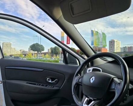 Белый Рено Гранд Сценик, объемом двигателя 1.5 л и пробегом 272 тыс. км за 9300 $, фото 11 на Automoto.ua