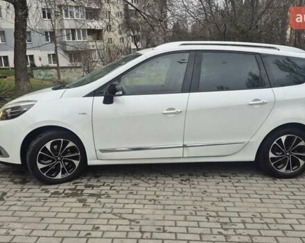 Белый Рено Гранд Сценик, объемом двигателя 1.6 л и пробегом 259 тыс. км за 9750 $, фото 4 на Automoto.ua