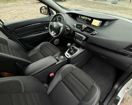 Белый Рено Гранд Сценик, объемом двигателя 1.6 л и пробегом 198 тыс. км за 10900 $, фото 38 на Automoto.ua