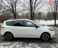 Белый Рено Гранд Сценик, объемом двигателя 1.6 л и пробегом 207 тыс. км за 10600 $, фото 4 на Automoto.ua