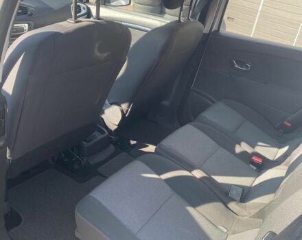 Белый Рено Гранд Сценик, объемом двигателя 1.5 л и пробегом 245 тыс. км за 9000 $, фото 7 на Automoto.ua