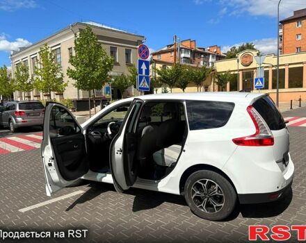 Білий Рено Гранд Сценік, об'ємом двигуна 1.5 л та пробігом 290 тис. км за 8300 $, фото 1 на Automoto.ua