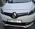 Белый Рено Гранд Сценик, объемом двигателя 1.5 л и пробегом 220 тыс. км за 11800 $, фото 4 на Automoto.ua