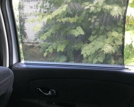 Белый Рено Гранд Сценик, объемом двигателя 1.5 л и пробегом 219 тыс. км за 9900 $, фото 8 на Automoto.ua