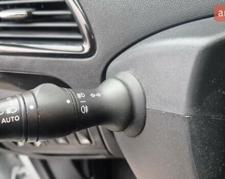 Белый Рено Гранд Сценик, объемом двигателя 1.6 л и пробегом 259 тыс. км за 9750 $, фото 38 на Automoto.ua