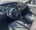 Белый Рено Гранд Сценик, объемом двигателя 1.5 л и пробегом 245 тыс. км за 9000 $, фото 4 на Automoto.ua