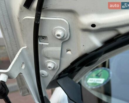 Білий Рено Гранд Сценік, об'ємом двигуна 1.6 л та пробігом 179 тис. км за 10950 $, фото 88 на Automoto.ua