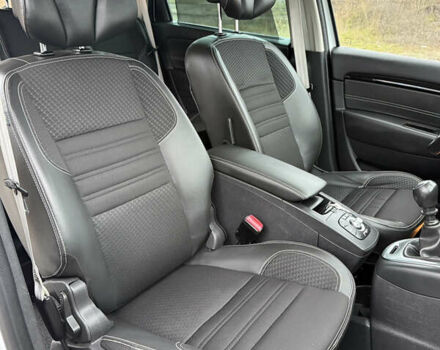 Белый Рено Гранд Сценик, объемом двигателя 1.6 л и пробегом 198 тыс. км за 10900 $, фото 43 на Automoto.ua