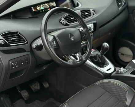 Белый Рено Гранд Сценик, объемом двигателя 1.6 л и пробегом 198 тыс. км за 10900 $, фото 21 на Automoto.ua