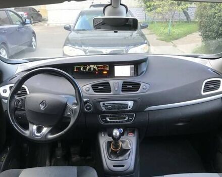 Белый Рено Гранд Сценик, объемом двигателя 1.5 л и пробегом 219 тыс. км за 9900 $, фото 6 на Automoto.ua
