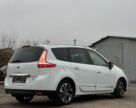 Белый Рено Гранд Сценик, объемом двигателя 1.6 л и пробегом 198 тыс. км за 10900 $, фото 12 на Automoto.ua