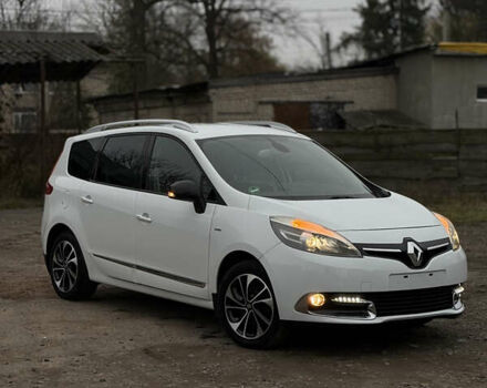Белый Рено Гранд Сценик, объемом двигателя 1.6 л и пробегом 198 тыс. км за 10900 $, фото 18 на Automoto.ua