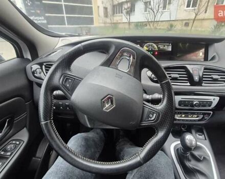 Белый Рено Гранд Сценик, объемом двигателя 1.6 л и пробегом 259 тыс. км за 9750 $, фото 49 на Automoto.ua