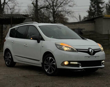 Белый Рено Гранд Сценик, объемом двигателя 1.6 л и пробегом 198 тыс. км за 10900 $, фото 20 на Automoto.ua