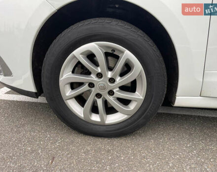 Білий Рено Гранд Сценік, об'ємом двигуна 1.5 л та пробігом 216 тис. км за 8700 $, фото 16 на Automoto.ua