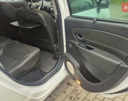 Белый Рено Гранд Сценик, объемом двигателя 1.6 л и пробегом 259 тыс. км за 9750 $, фото 22 на Automoto.ua