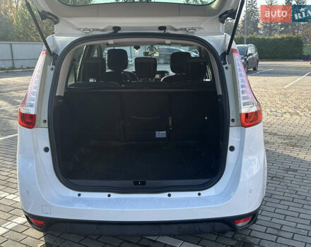 Білий Рено Гранд Сценік, об'ємом двигуна 1.5 л та пробігом 216 тис. км за 9990 $, фото 16 на Automoto.ua