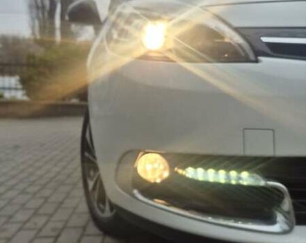 Белый Рено Гранд Сценик, объемом двигателя 1.6 л и пробегом 259 тыс. км за 9750 $, фото 10 на Automoto.ua