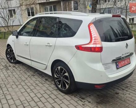 Белый Рено Гранд Сценик, объемом двигателя 1.6 л и пробегом 259 тыс. км за 9750 $, фото 7 на Automoto.ua